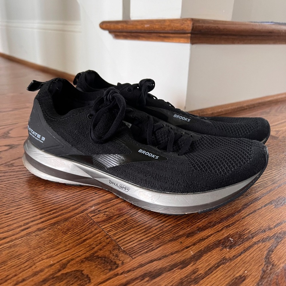 Brooks Levitate 3 Limited Edition Mens 11 Running Shoes Black Silver 1103251D071 - Picture 2 of 11